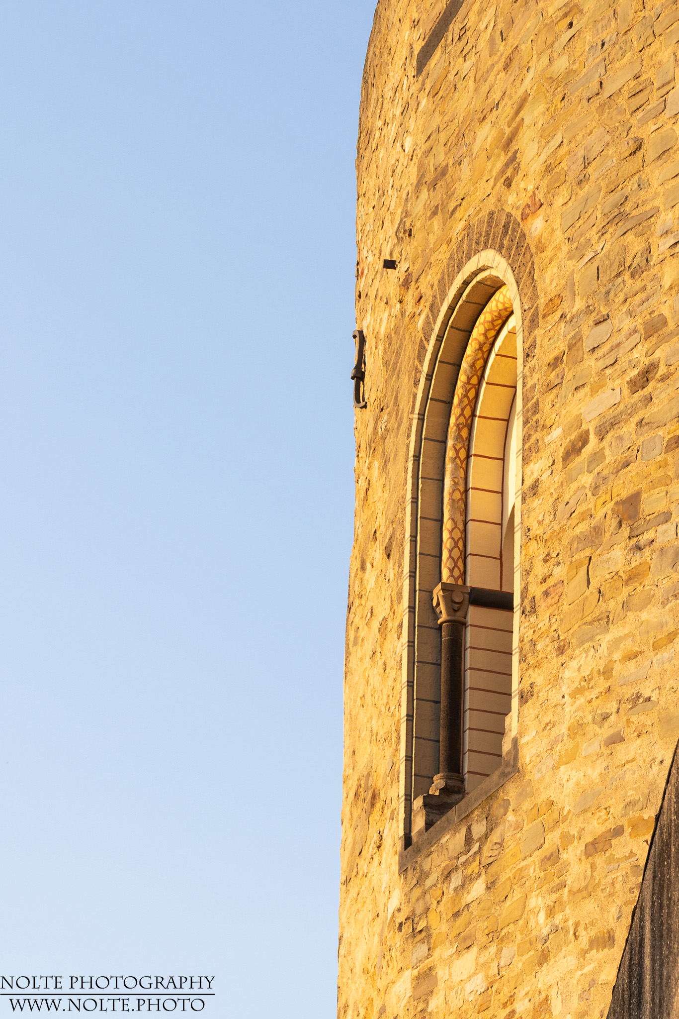 Historisches Fensterfach des alten Schlosses in Bensberg