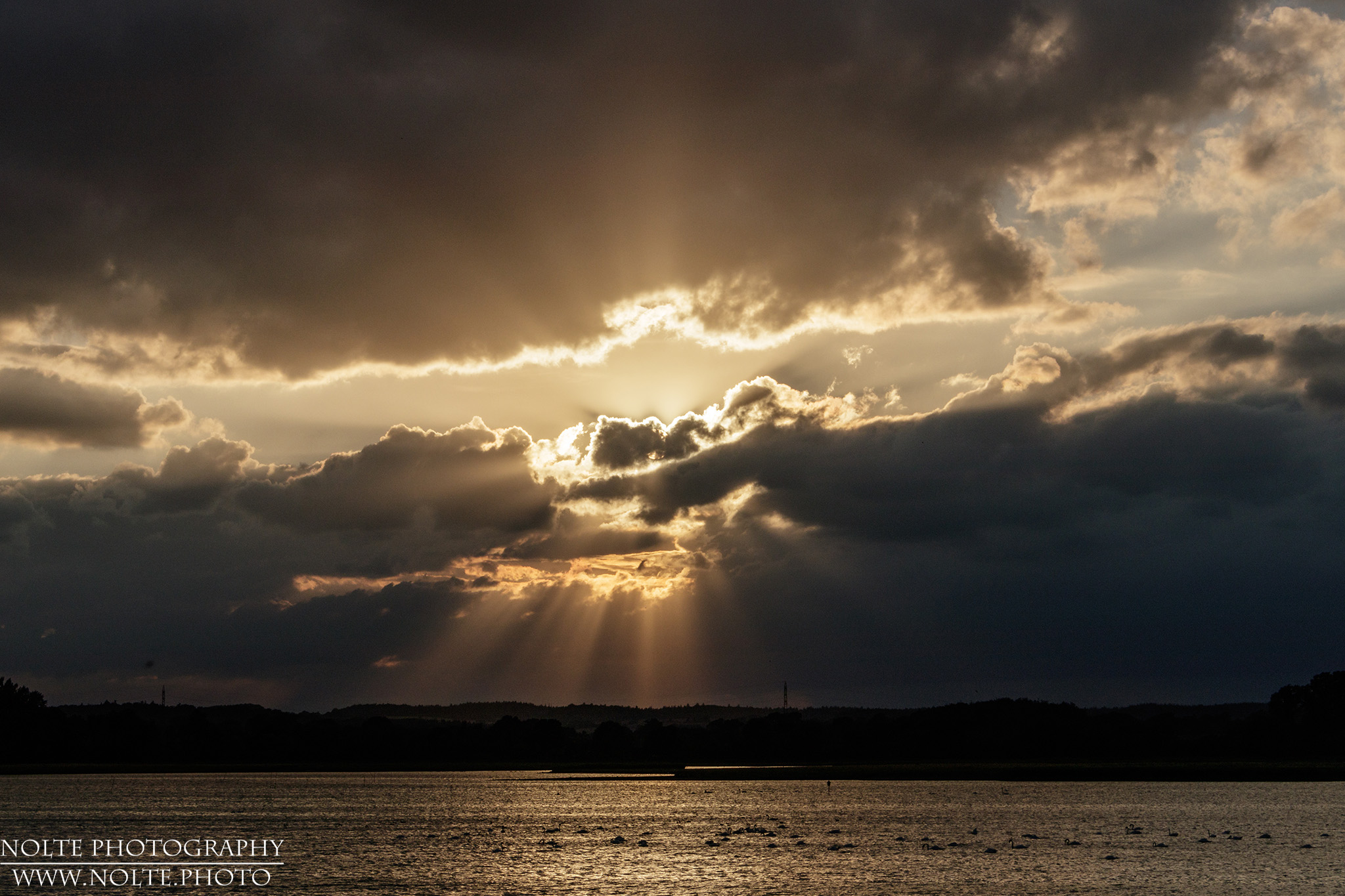 Versuch, die Wolken zu durchbrechen