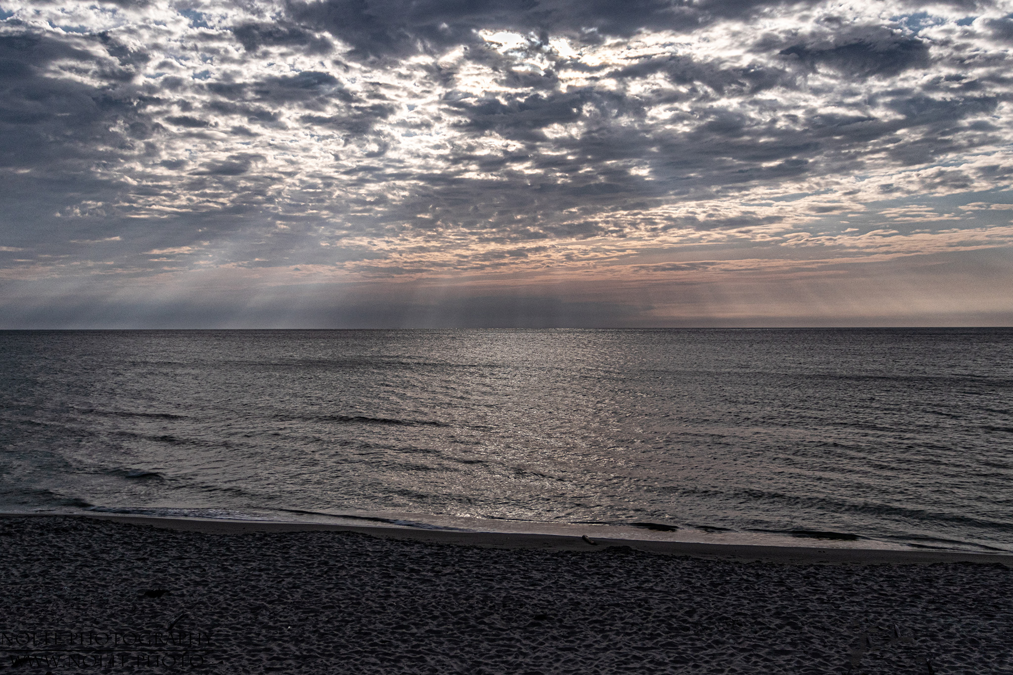 Lichtstrahlen über der Ostsee