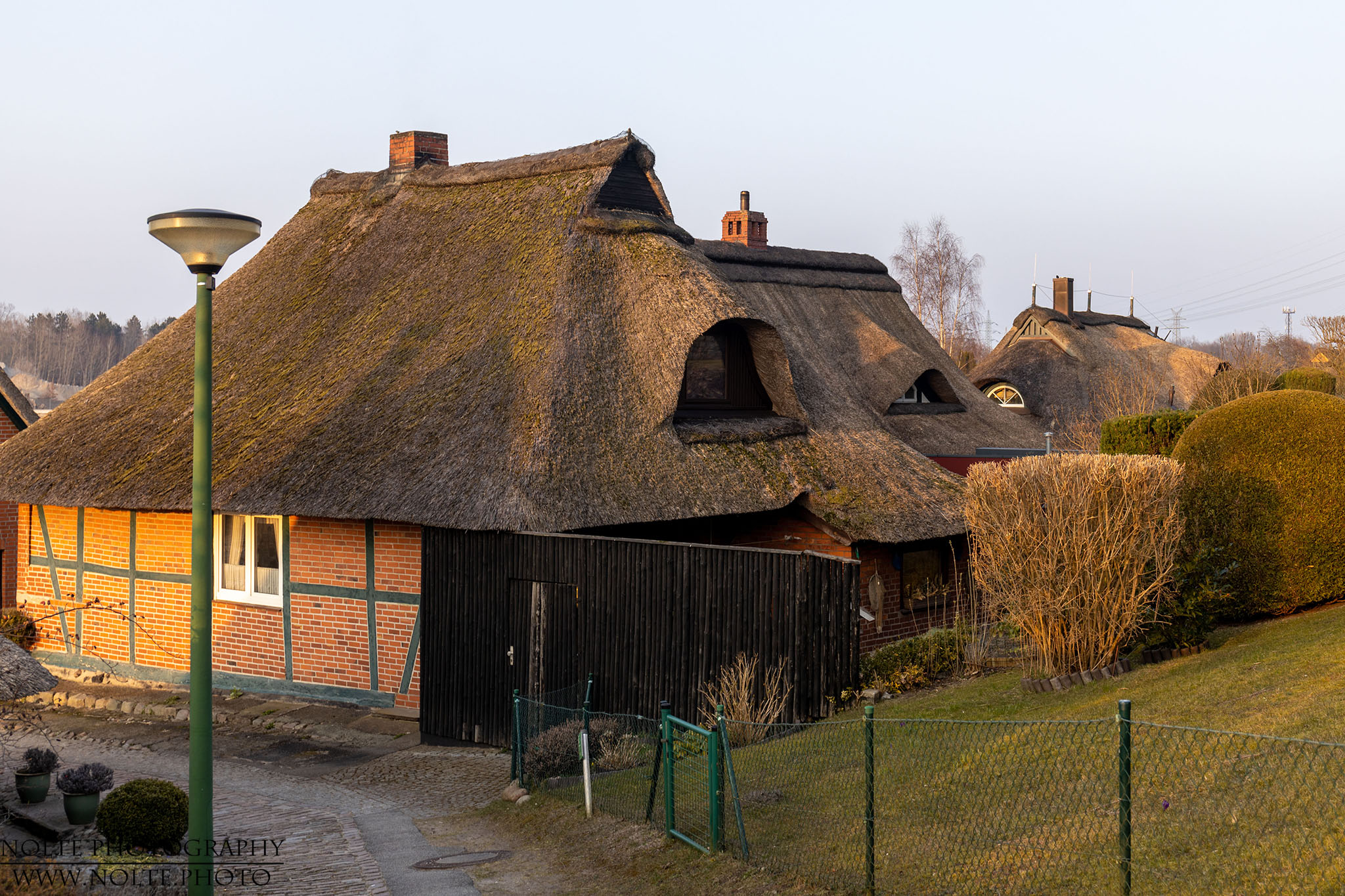Der Weg von der Strasse nach Gothmund runter