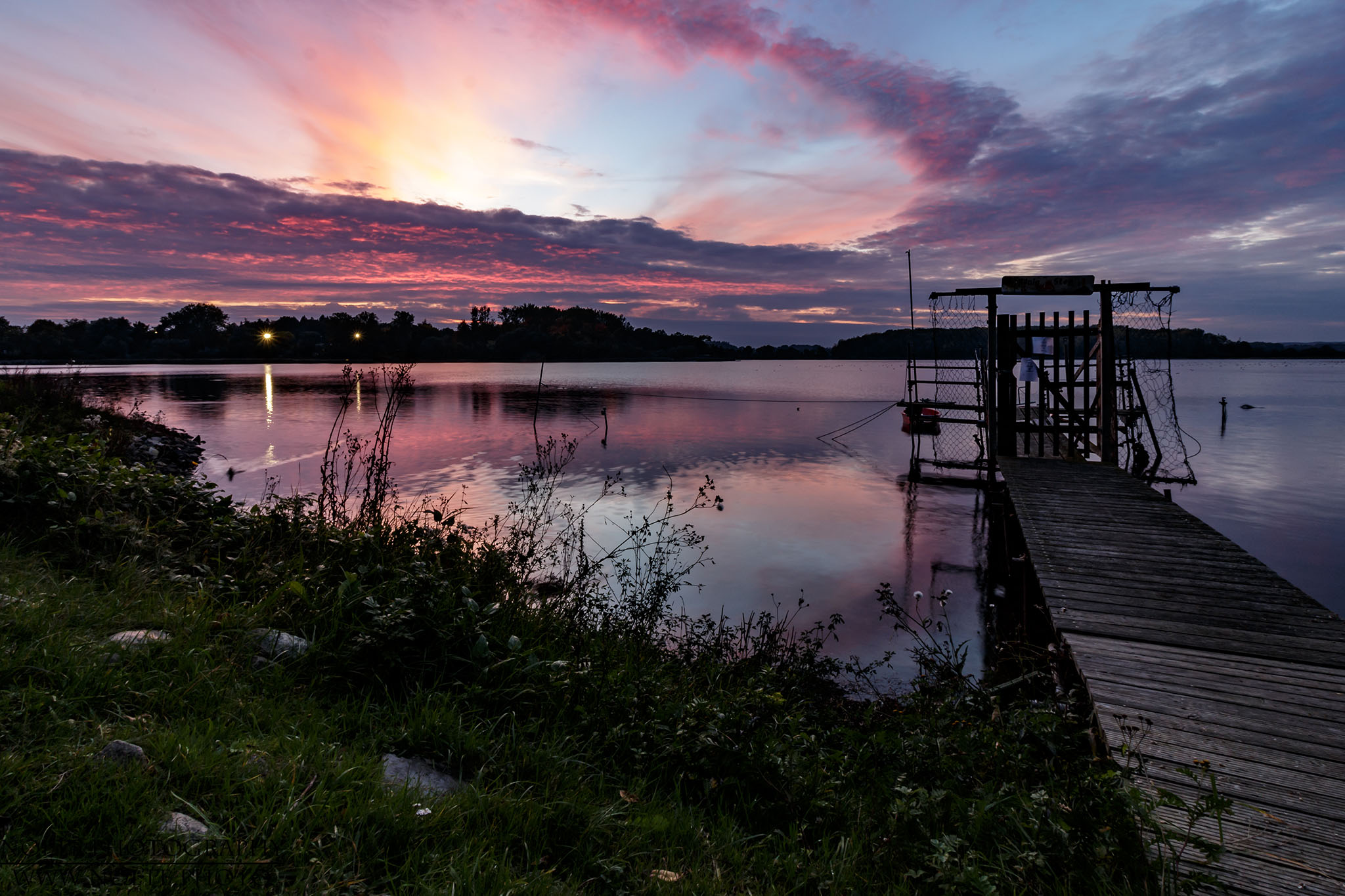 Sonnenuntergang am Binnenwasser