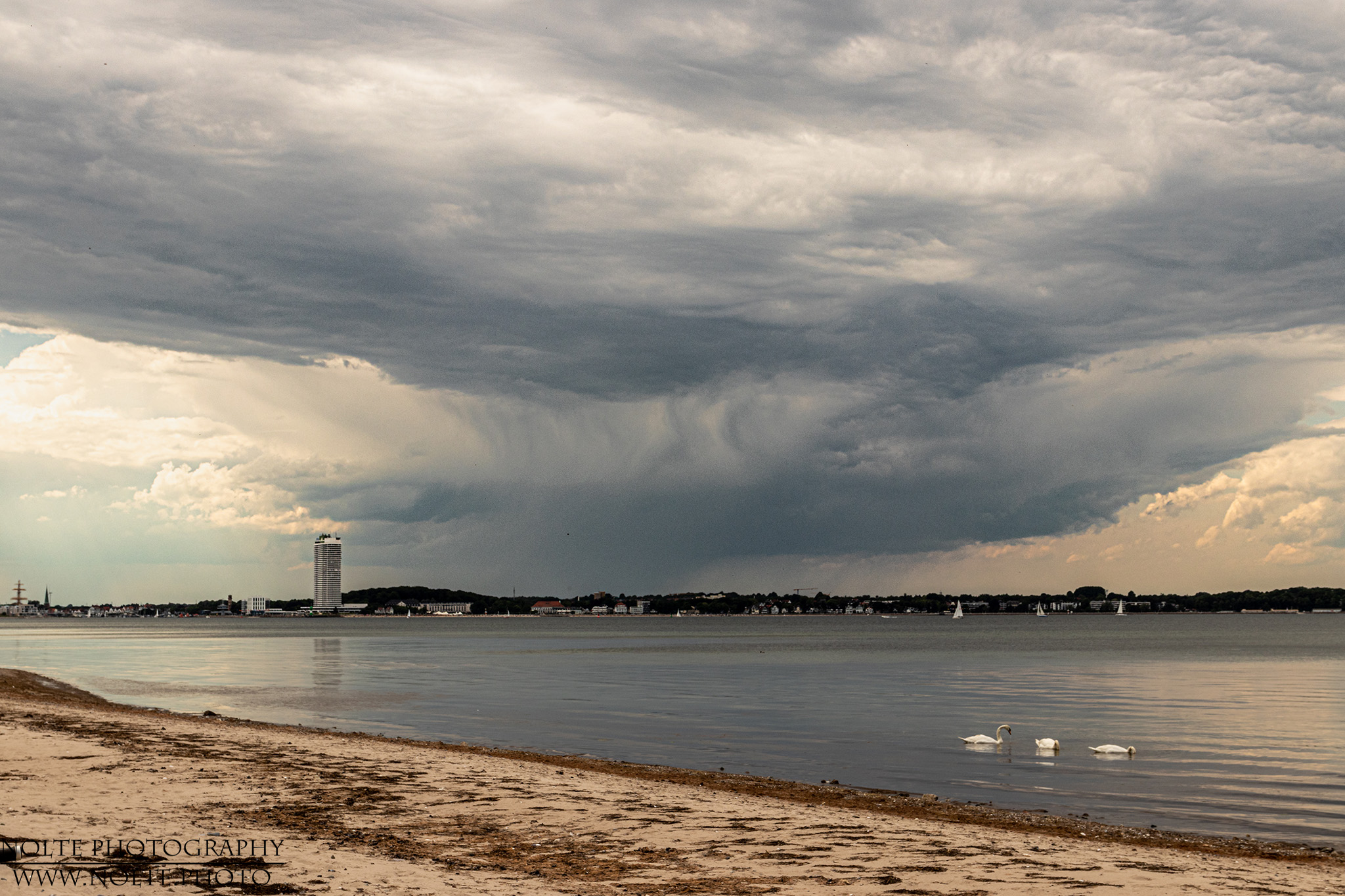 Unwetter über Travemünde