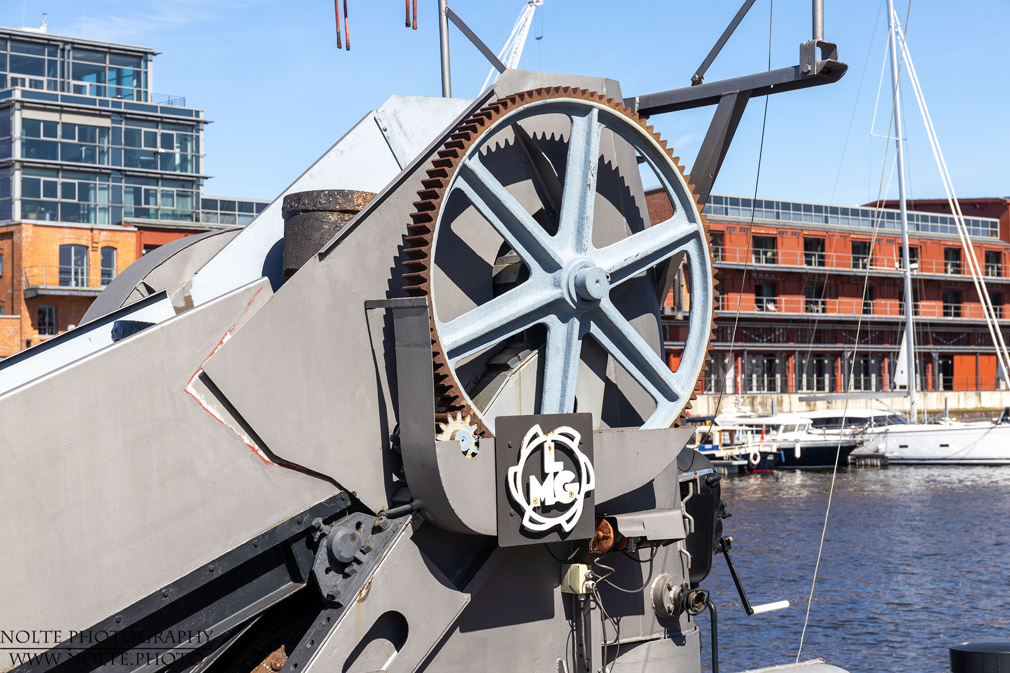 Teil des Föderbandes des historischen Baggerschiffes im Lübecker Museumshafen.