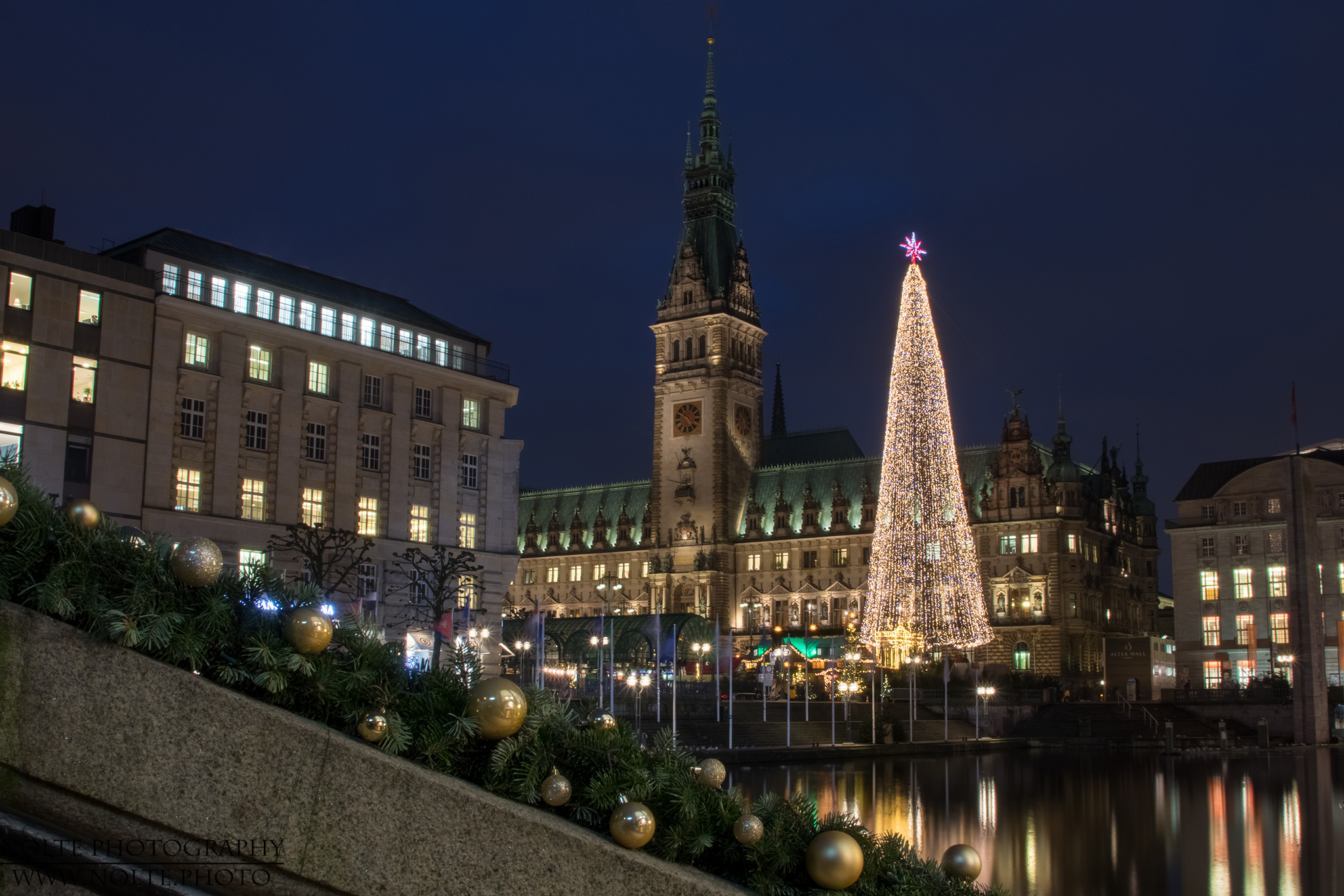 Weihnachtliches Rathaus Hamburg