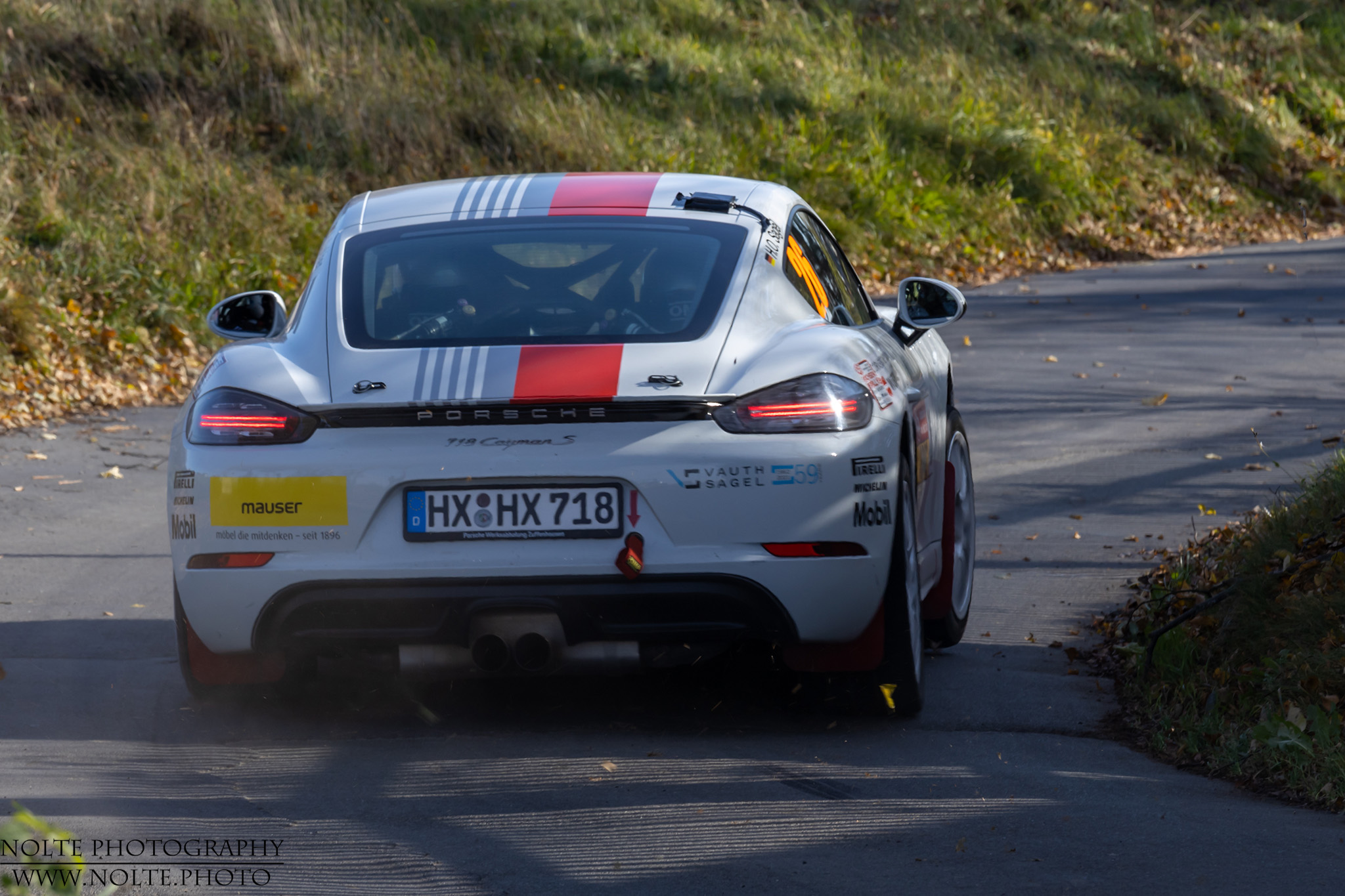 Porsche Cayman im Rallyedress