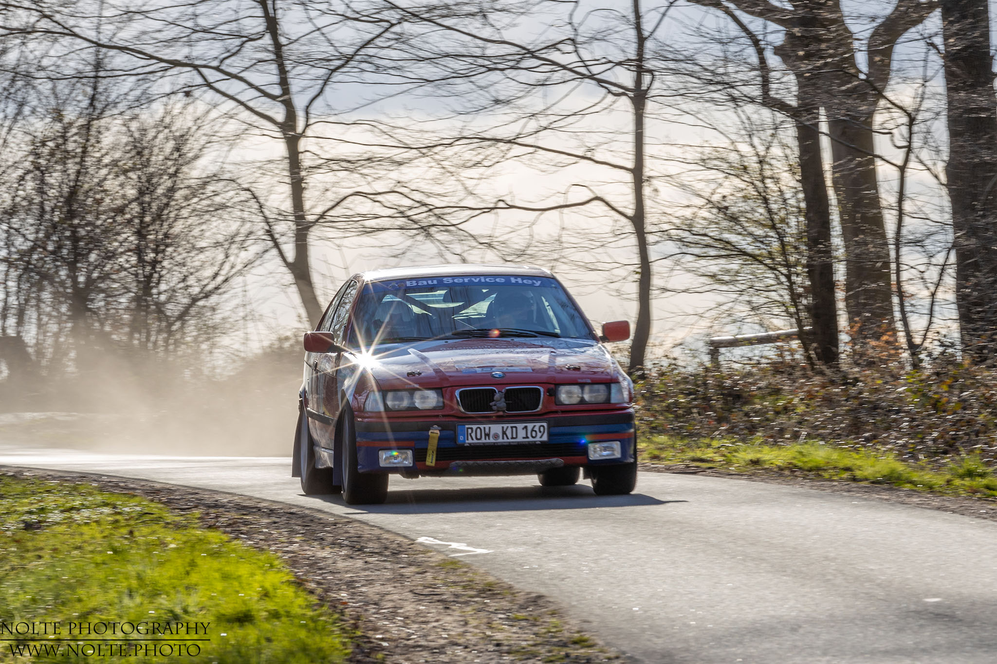 BMW Coupe im Gegenlicht