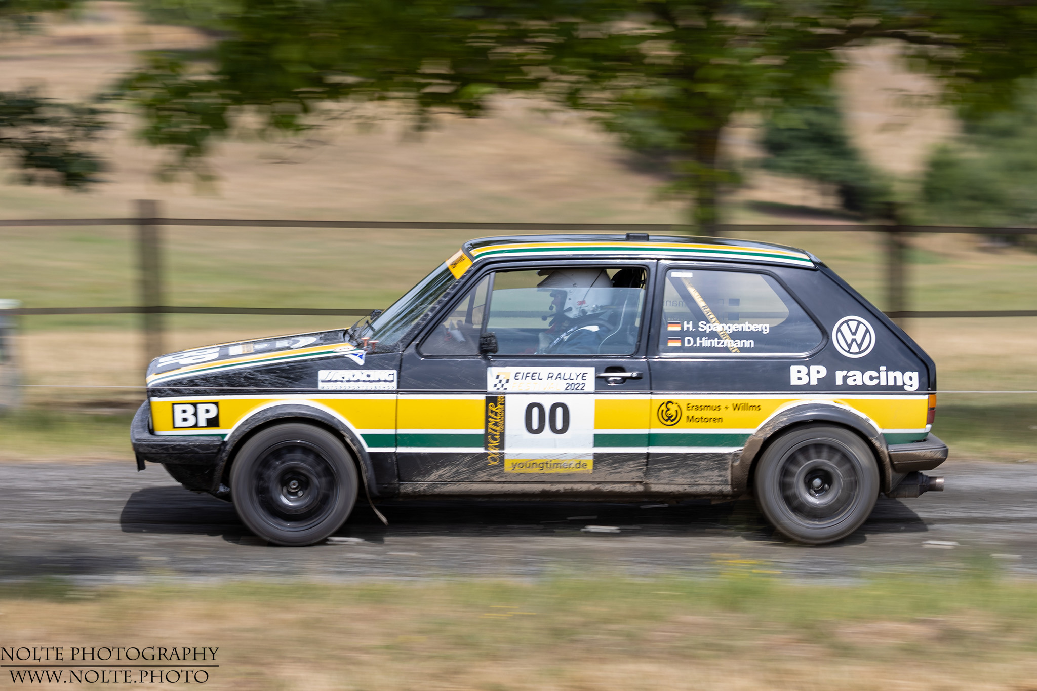 Vorwagen beim Eifel Rallyefestival