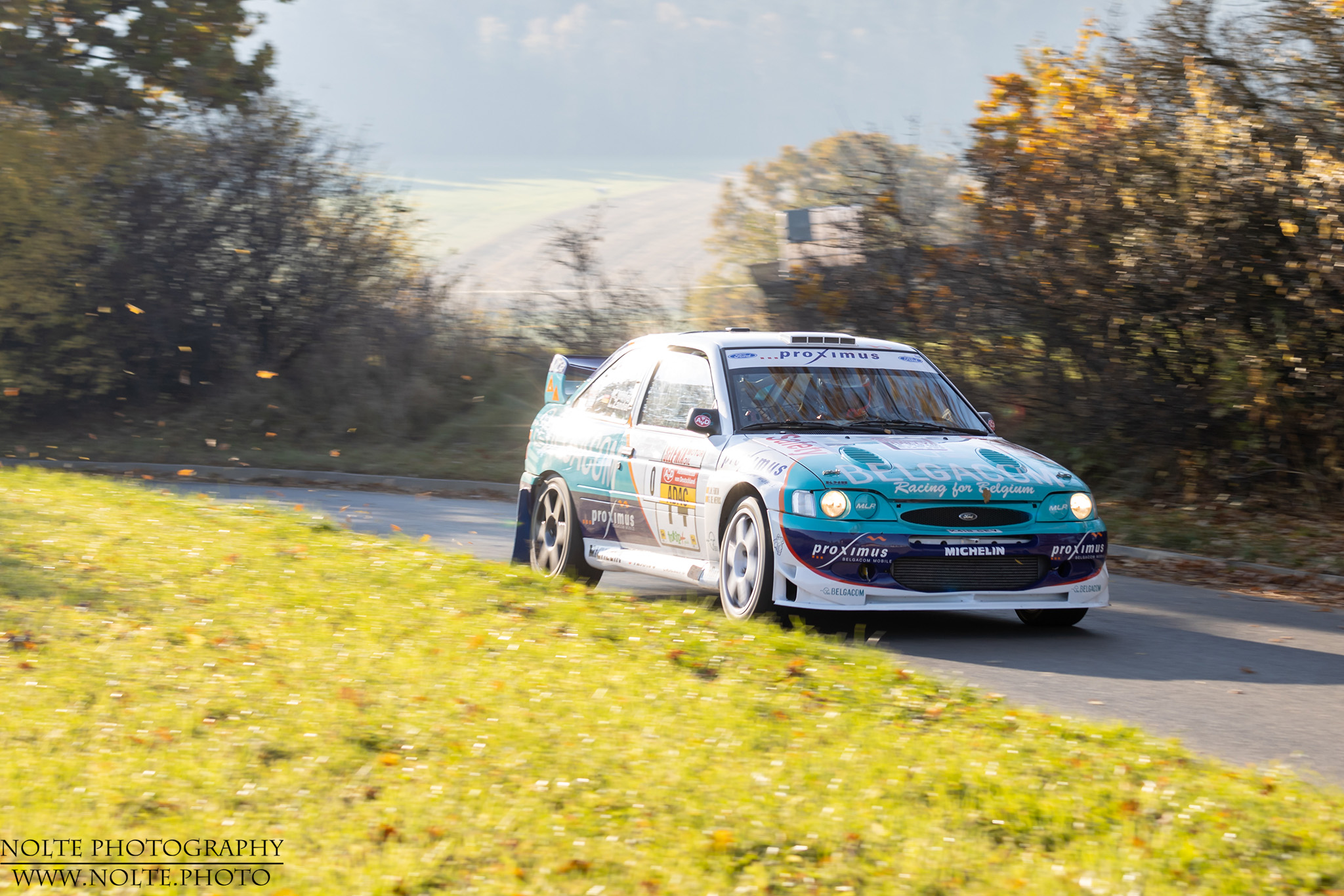 Ford Escort Rallye im Morgenlicht