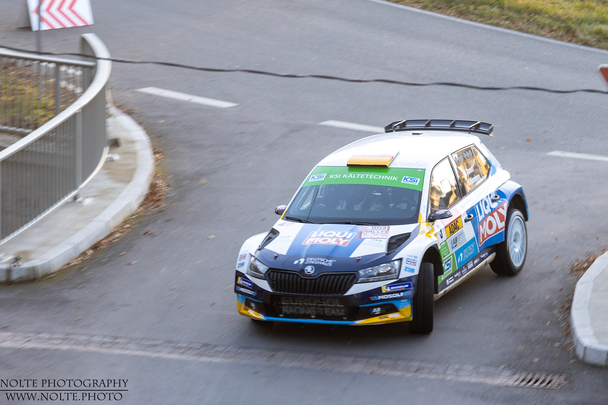 Skoada Fabia hats eilig durch die Kurve