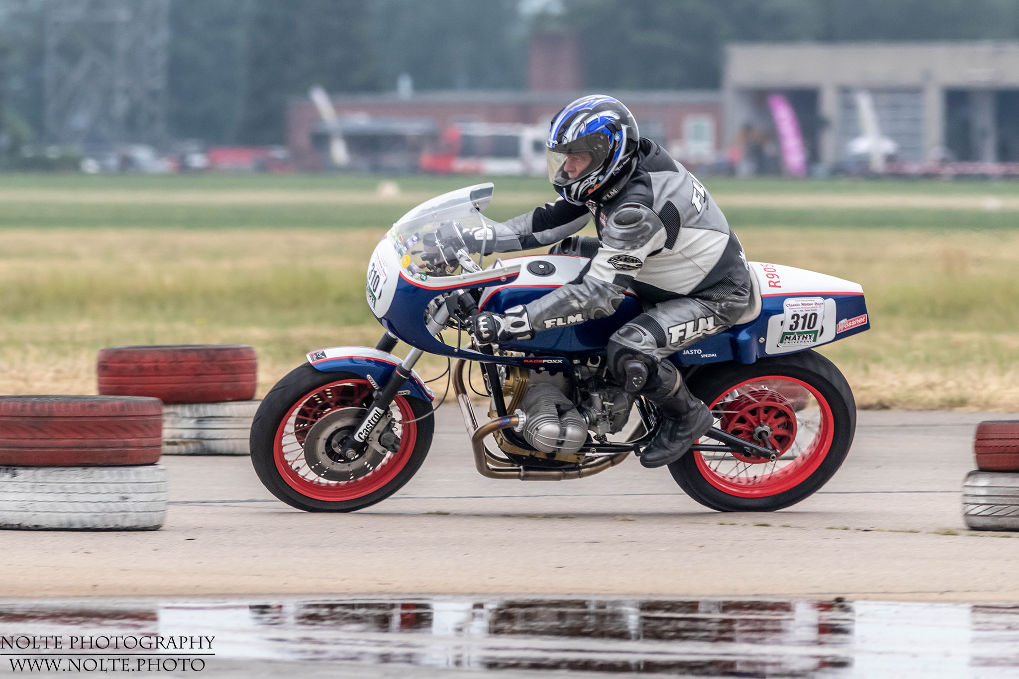 BMW R90S im Renneinsatz