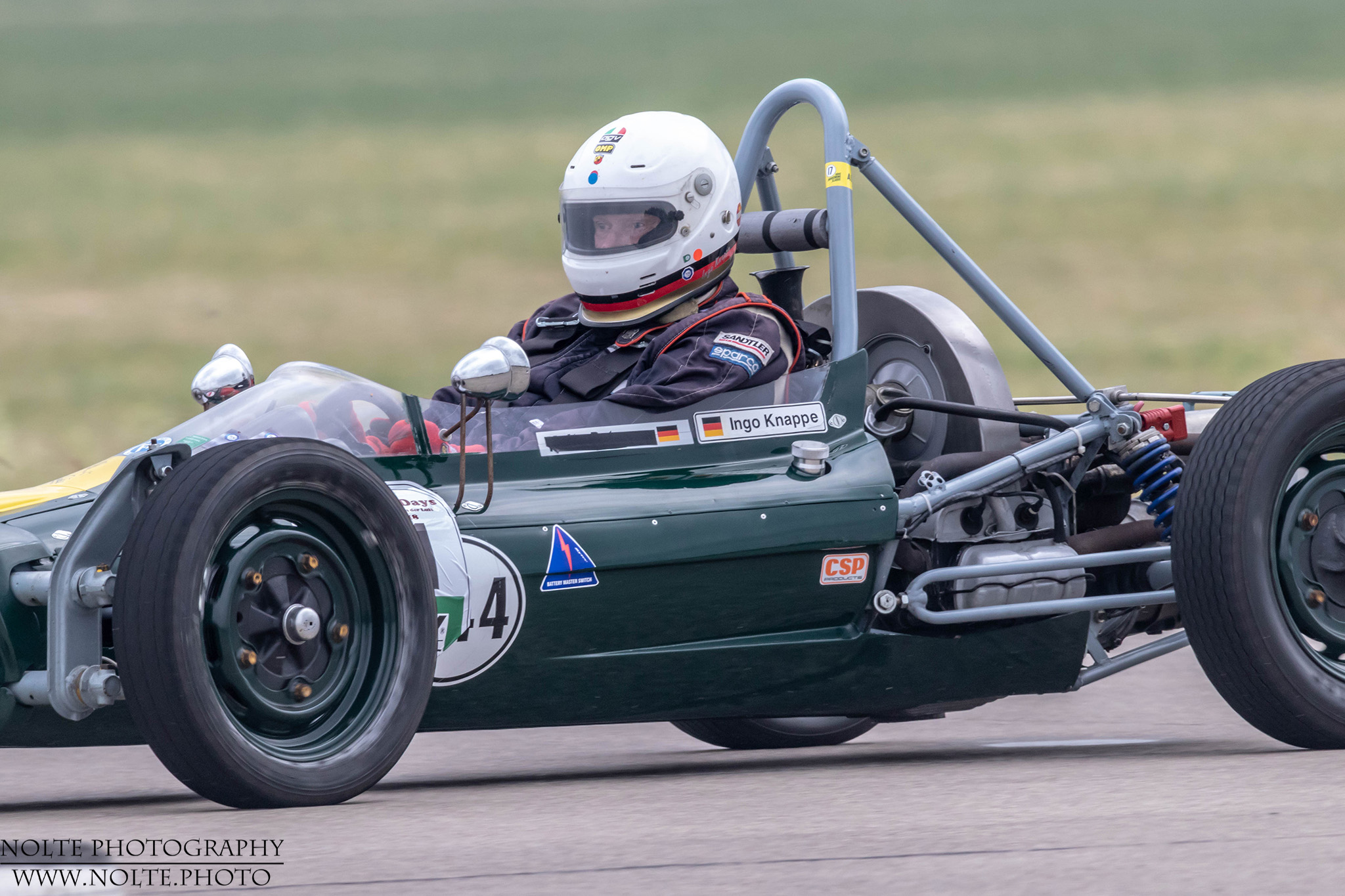 Volle Konzentration im 1967er Formel-V Renner